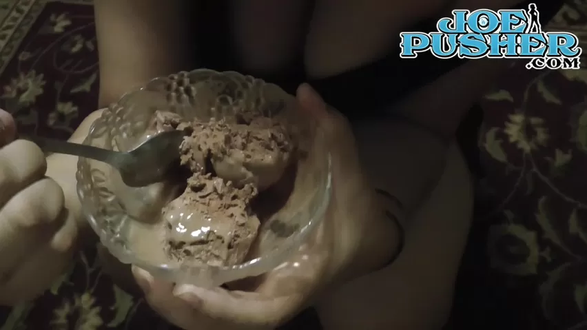 lola-lowkey-ice-cream-720